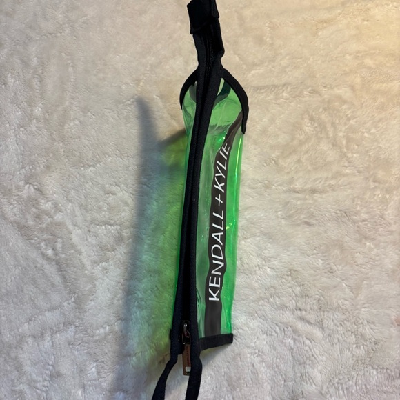 Kendall & Kylie Bag Green Translucent Black Trim Cosmetic Bag Pouch Zippered - Picture 5 of 10